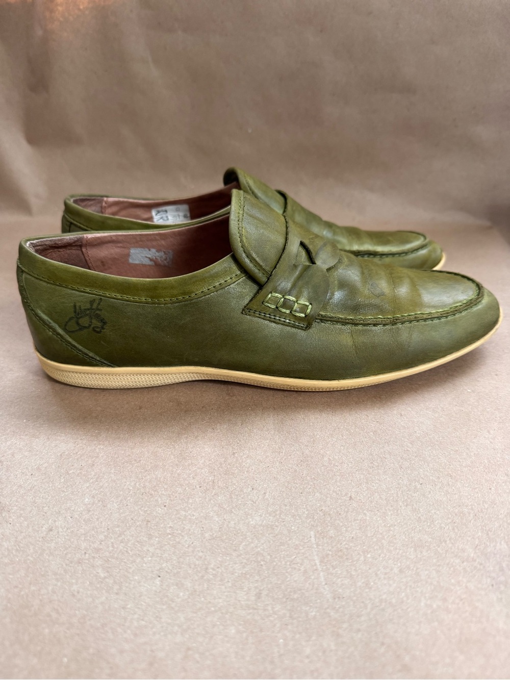 John Fluevog Men's Flight MXP Penny Loafers in green leather. Size 8 - Picture 2 of 11